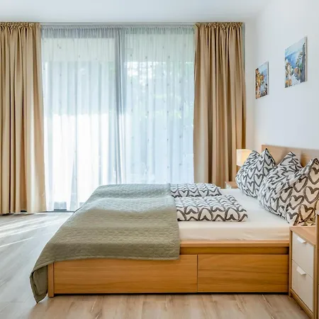 דירה Family Fun Azur Port With Free Wellness שיופוק