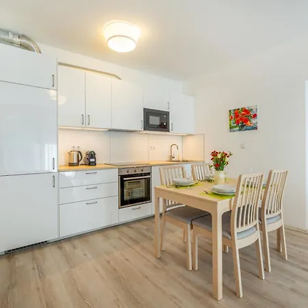 Family Fun Azur Port With Free Wellness שיופוק