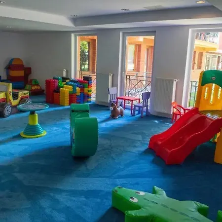 Апартаменты Family Fun Azur Port With Free Wellness *