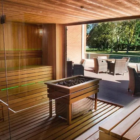 Family Fun Azur Port With Free Wellness שיופוק