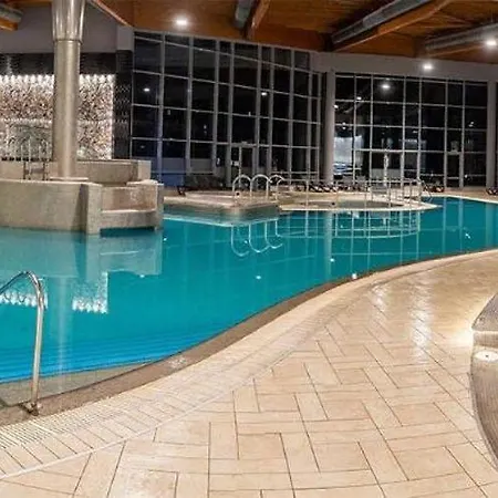 דירה Family Fun Azur Port With Free Wellness