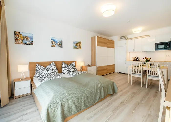 Family Fun Azur Port With Free Wellness * Siófok