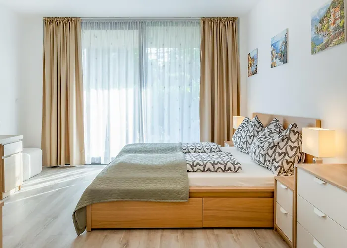 Appartamento Family Fun Azur Port With Free Wellness Siófok