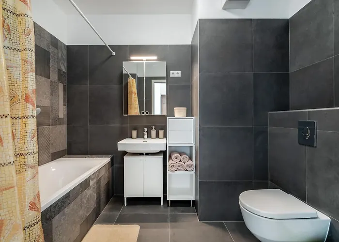 Family Fun Azur Port With Free Wellness Appartement *