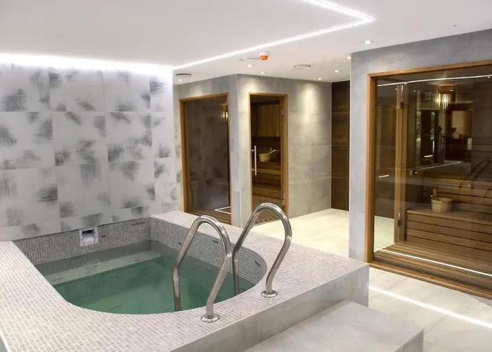 Family Fun Azur Port With Free Wellness Appartement *